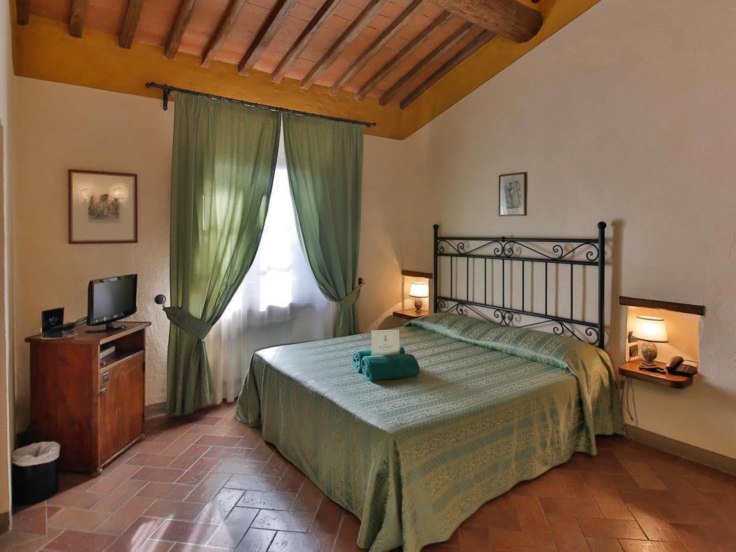 Hotel Le Pozze Di Lecchi 4*