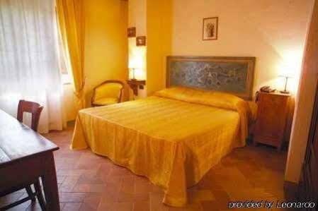 Le Pozze Di Lecchi Hotel 4*